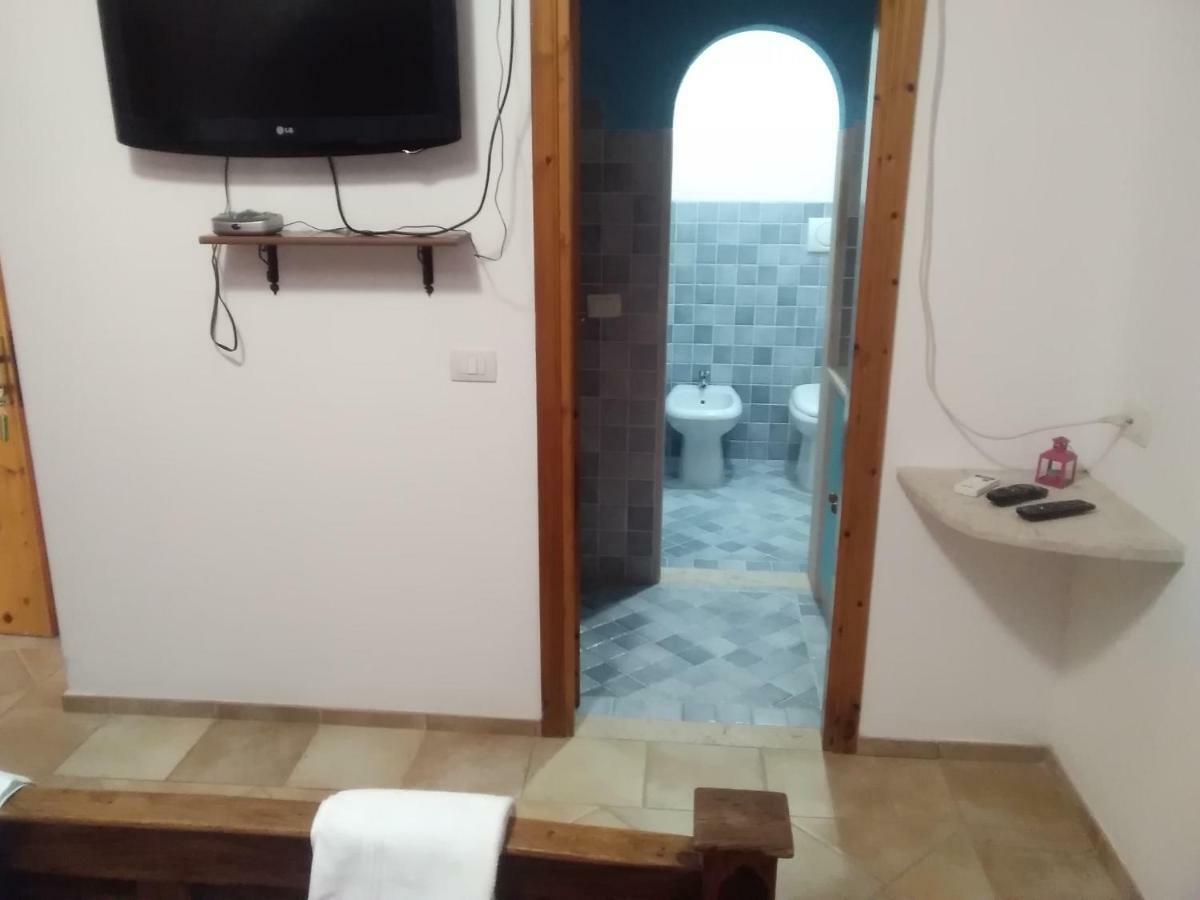 B&B Daillu Ольбія Екстер'єр фото
