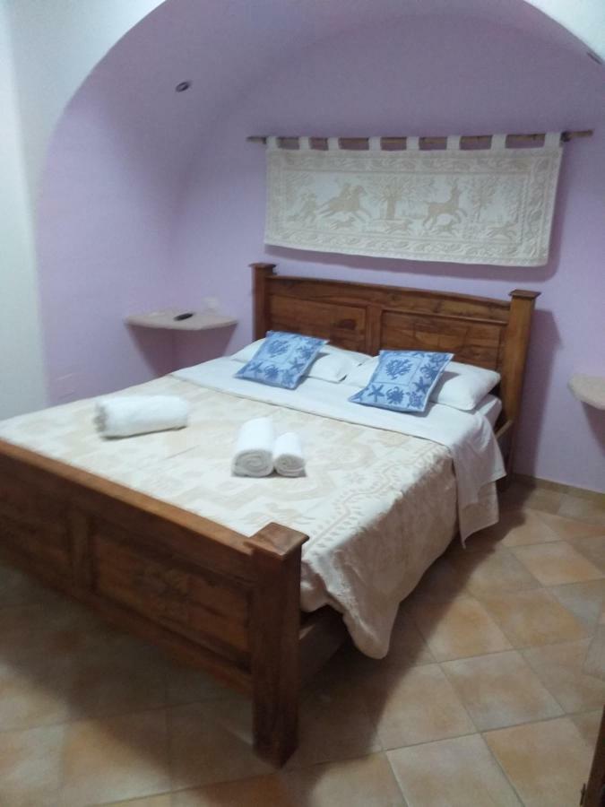 B&B Daillu Ольбія Екстер'єр фото